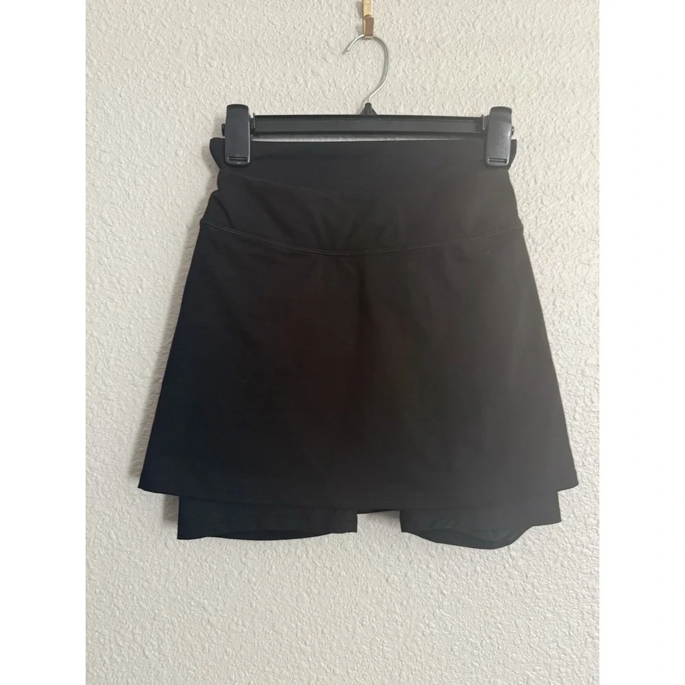 Spanx NWT Power Skort Womens Size M Black Slim Stretch Lined Skirt Shorts New